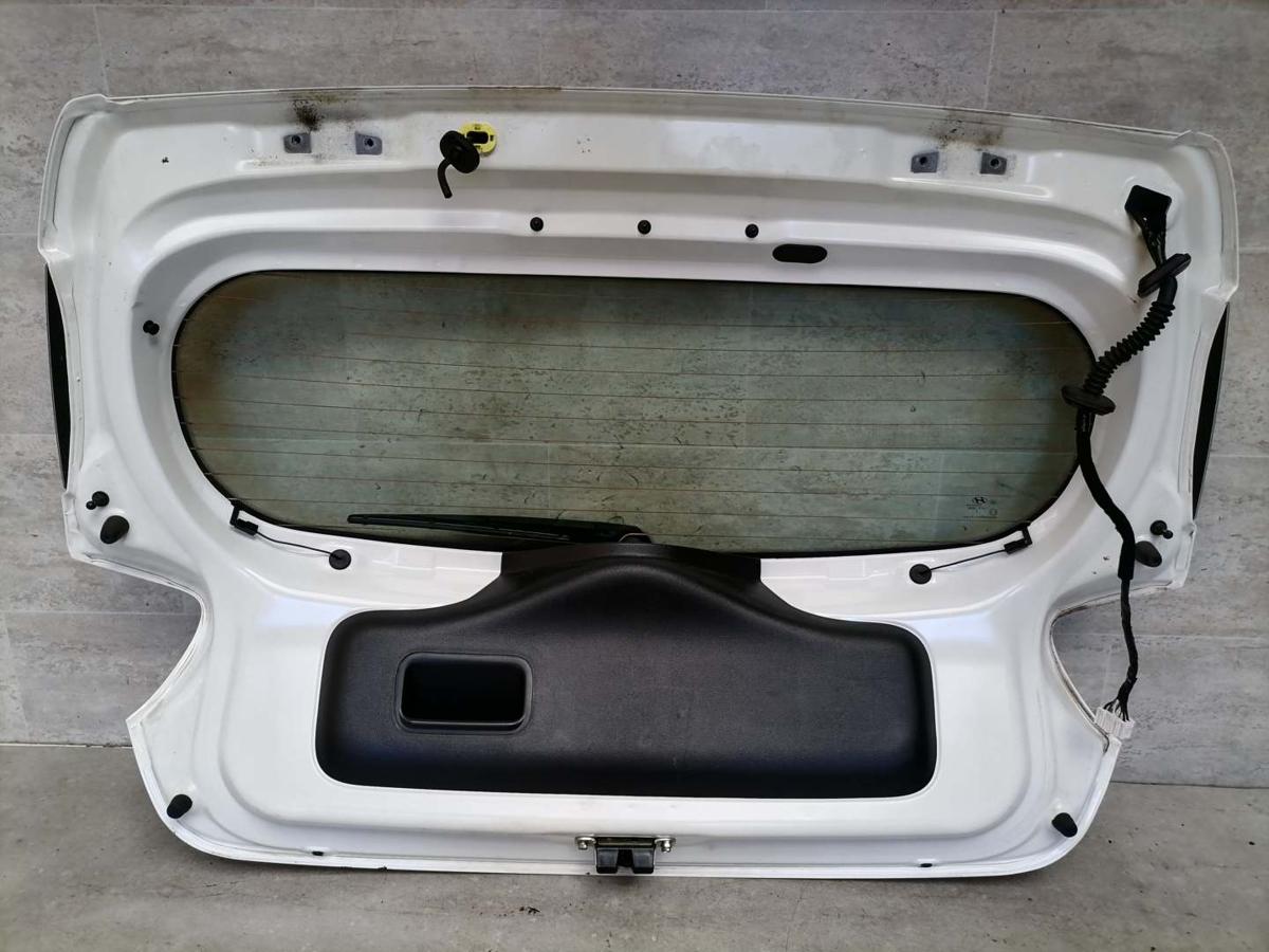 Hyundai I10 IA original Heckklappe mit Heckscheibe Polarweiss BMS Bj.2016